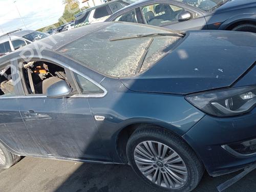 Fuse box OPEL ASTRA J (P10) | BP13040903E1