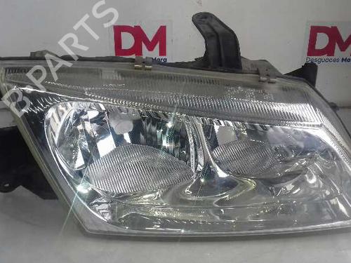 Used Right headlight NISSAN ALMERA II (N16) 2.2 Di (110 hp) 30370005