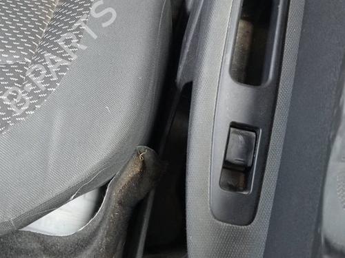 Used Left rear window switch NISSAN QASHQAI I (J10, NJ10) [2006-2015]  13298324