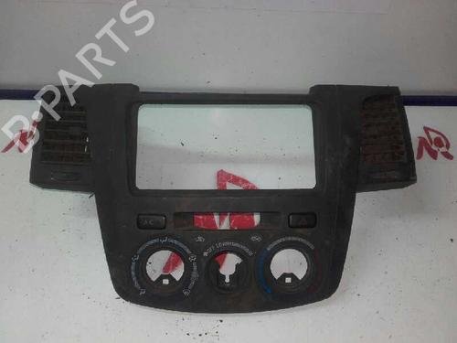 Used Climate control TOYOTA HILUX VII Pickup (_N1_, _N2_, _N3_) [2004-2016]  30369441