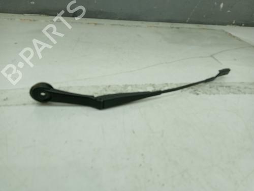 Used Front windshield wiper arm Front windshield wiper arm FORD FOCUS III Turnier 1.6 TDCi (95 hp) 40103317 40103317