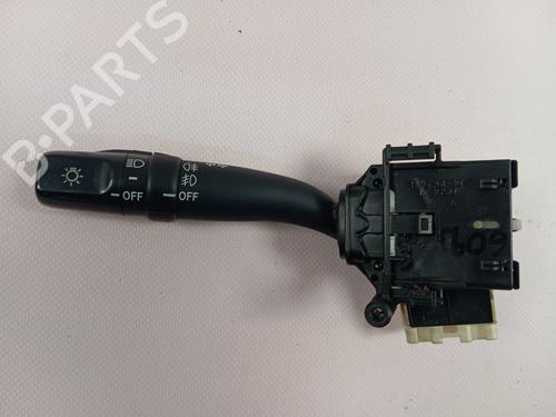 Hovedlysbryter TOYOTA COROLLA Verso (ZER_, ZZE12_, R1_) 2.0 D-4D (CUR10_, CUR10R) (116 hp) 32747714