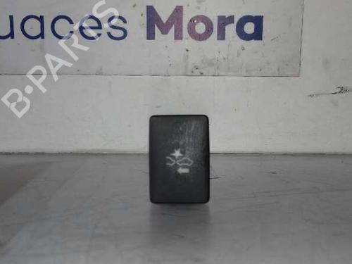 Used Switch TOYOTA YARIS (_P13_) 1.5 Hybrid (NHP130_, NHP130) (101 hp) 16984816