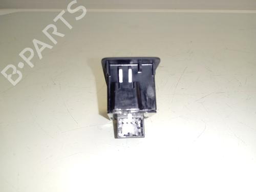 Switch AUDI Q3 (8UB, 8UG) | BP30372830I30