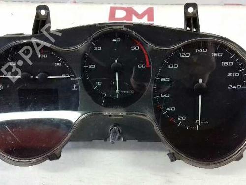 Used Instrument cluster SEAT LEON (1M1) [1999-2006]  13694018