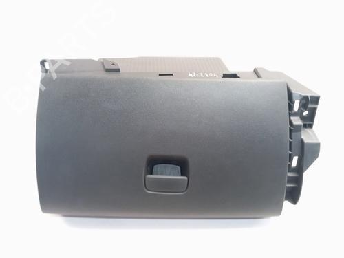 Used Glove box RENAULT TRAFIC III Van (FG_) [2014-2025]  21588632