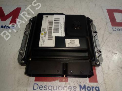 Used Engine control unit (ECU) OPEL ASTRA J (P10) [2009-2016]  12667473