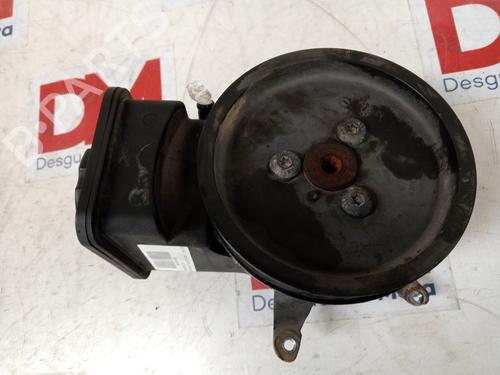 Used Steering pump BMW 5 Touring (E61) 520 d (163 hp) 12661129