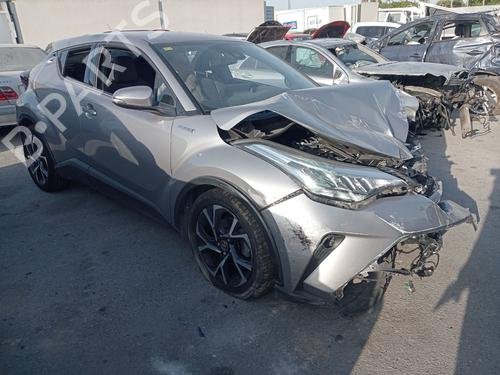 Brugte TOYOTA C-HR (_X1_) 1.8 Hybrid (ZYX10_, ZYX11_) 4786972
