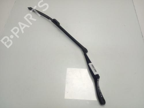 Used Front windshield wiper arm FIAT DOBLO Cargo (263_) 1.6 D Multijet (263WXD1B, 263WXR1B, 263WXX1B, 263ZXD1B,... (105 hp) 15231775