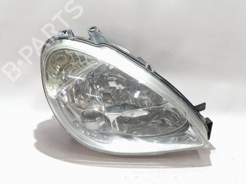 Used Right headlight Right headlight CITROËN XSARA (N1) 2.0 HDi 90 (90 hp) 33981060 33981060