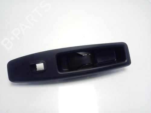Used Front right interior door handle FIAT DOBLO Cargo (263_) 1.6 D Multijet (263WXD1B, 263WXR1B, 263WXX1B, 263ZXD1B,... (105 hp) 15231807