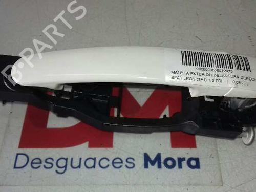 Used Front right exterior door handle SEAT LEON (1P1) 1.6 TDI (105 hp) 16472307
