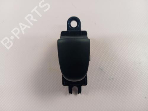 Used Right rear window switch NISSAN JUKE (F16_) [2019-2025]  30754866