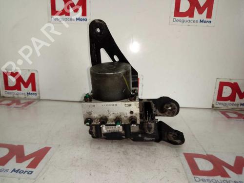 Used ABS pump RENAULT MEGANE II Estate (KM0/1_) 1.9 dCi (KMRG, KM1G, KM0G, KM2C) (120 hp) 12647332