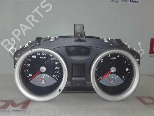 Used Instrument cluster RENAULT MEGANE II Saloon (LM0/1_) [2003-2025]  13747367