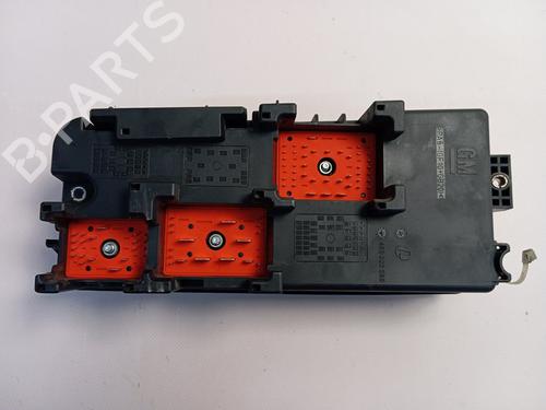 Fuse box OPEL SIGNUM Hatchback (Z03)  | BP22747855E1 
