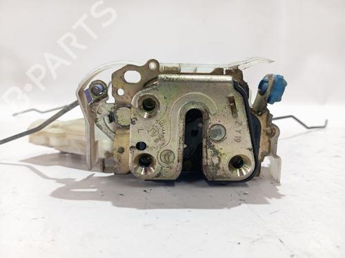 Used Front left lock NISSAN X-TRAIL I (T30) [2001-2013]  31049375