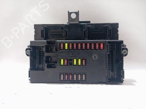 Used Fuse box Fuse box CITROËN JUMPER II Bus 2.2 BlueHDi 120 (120 hp) 34448372 34448372