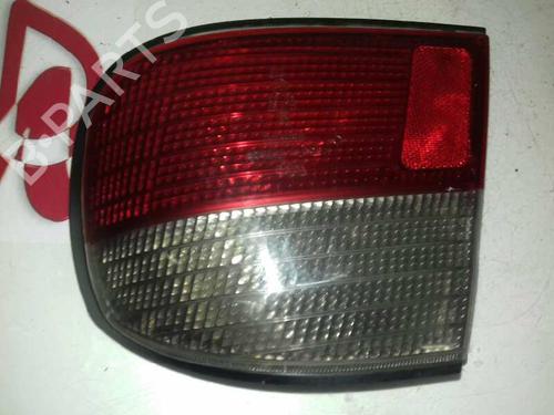 Used Right taillight NISSAN PRIMERA (P11) 1.6 16V (106 hp) 12834820