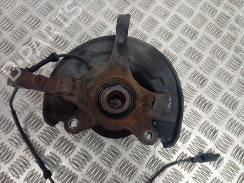 Used Right front steering knuckle SMART FORFOUR (454) 1.1 (454.030) (75 hp) 29070724