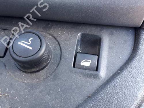 Used Right front window switch CITROËN BERLINGO Box Body/MPV (B9) [2008-2025]  30372073