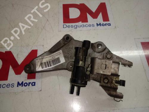 Used Engine mount MERCEDES-BENZ SPRINTER 3-t Van (B906) 213 CDI (906.611, 906.613) (129 hp) 16761285
