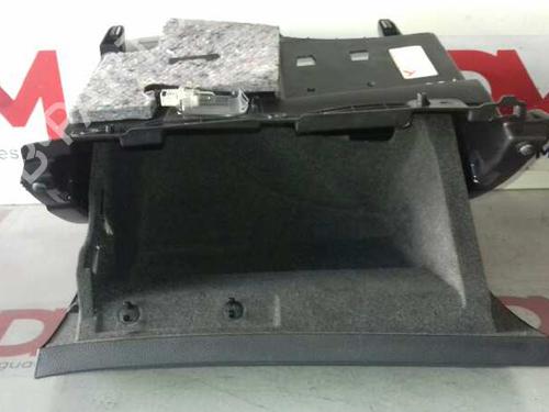 Glove box MERCEDES-BENZ A-CLASS (W176) A 200 CDI / d 4-matic (176.002) | BP12647591C95 