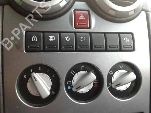Used Climate control MG MG ZR 2.0 TD (113 hp) 12650295