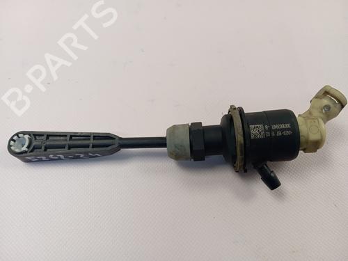 Used Clutch slave cylinder DACIA DOKKER MPV (KE_) [2012-2025]  26449029