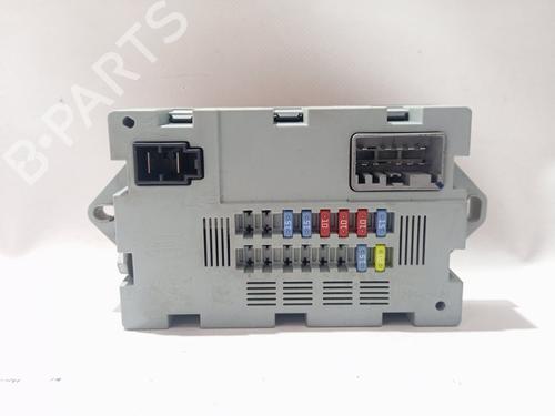 Used Fuse box Fuse box 37609349 37609349