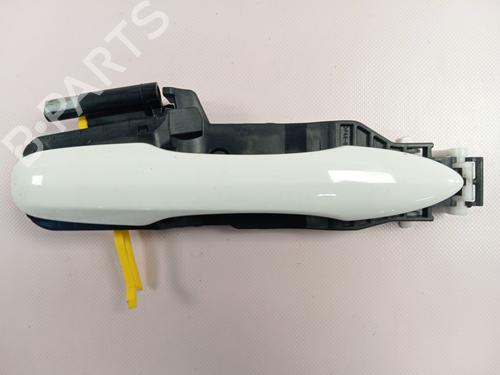 Used Rear right exterior door handle Rear right exterior door handle TOYOTA YARIS (_P21_, _PA1_, _PH1_) 1.5 (MXPA11) (125 hp) 34636463 34636463