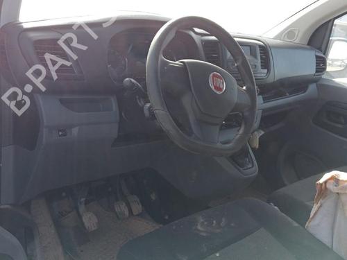 Klamka zewnętrzna drzwi przednich lewych FIAT SCUDO Van | BP25855104C128