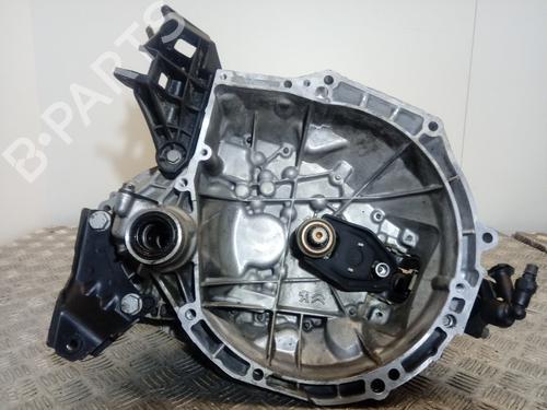 manual-gearbox-peugeot-2008-i-cu_-12-thp-110-puretech-110-20a705-2013-13733089 main image