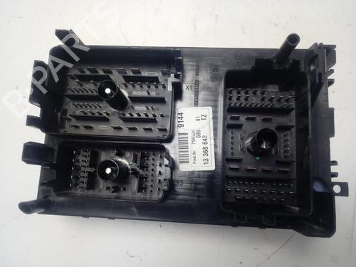 Fuse box OPEL ASTRA J (P10)  | BP13040903E1 