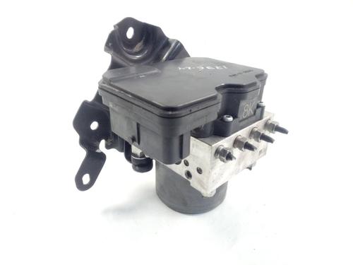 Used ABS pump TOYOTA HILUX VIII Pickup (_N1_) 2.4 D (GUN112_, GUN122_, GUN135_, GUN120_, GUN135R,... (150 hp) 18099241