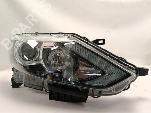 Used Right headlight NISSAN QASHQAI II (J11, J11_) [2013-2026]  32298320