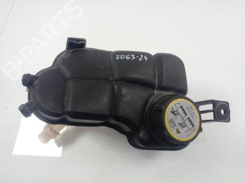 Used Expansion tank Expansion tank 17808049 17808049