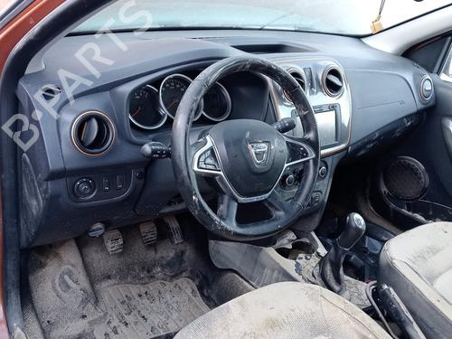 Right front window switch DACIA SANDERO II TCe 90 (B8M1, B8MA, B8AC) | BP15763362I26