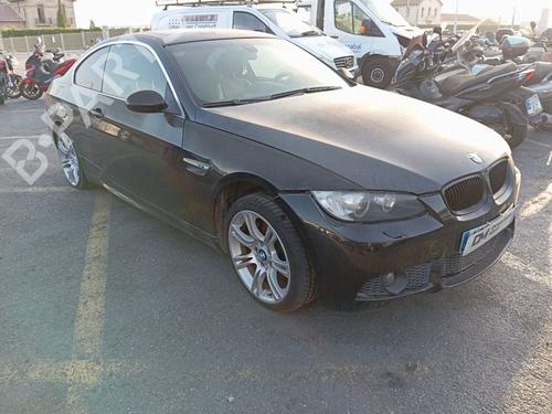 BMW 3 Coupe (E92)  330 i  2600963