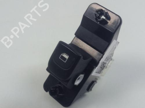 Used Right front window switch KIA STONIC (YB) 1.2 CVVT (84 hp) 30373220