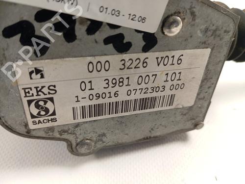 Koblingscylinder SMART FORTWO Coupe (450) 0.7 (450.352, 450.332) | BP23548805M113 