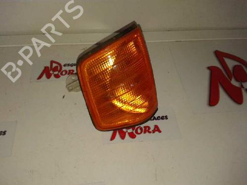 Used Left front indicator MERCEDES-BENZ 190 (W201) [1982-1993]  30370094
