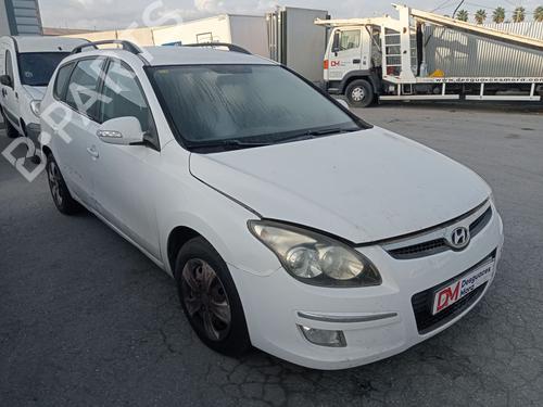 Used Parts HYUNDAI i30 Estate (FD) 1.6 CRDi 4988490