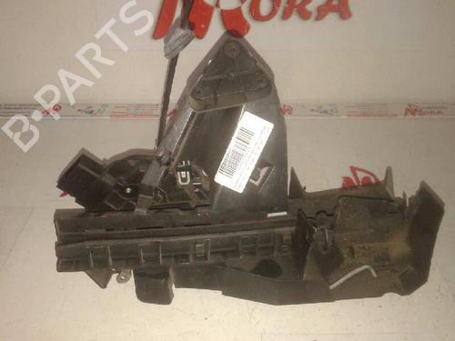 Venstre foran lås FORD FOCUS II (DA_, HCP, DP) 1.6 TDCi (109 hp) 12635283
