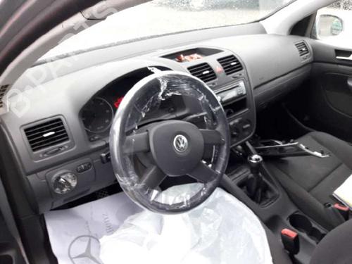 Seat buckle VW GOLF V (1K1) | BP18466765I32