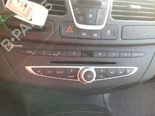 Radio RENAULT LAGUNA III Grandtour (KT0/1) 2.0 dCi (KT01, KT08, KT09, KT0K, KT12, KT1D, KT1W) (150 hp) 30369584