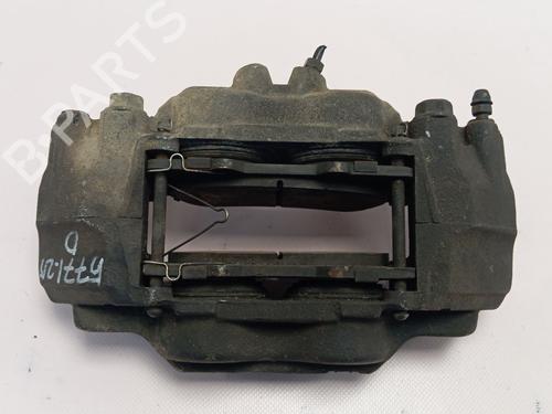 Used Right front brake caliper TOYOTA HILUX VIII Pickup (_N1_) [2015-2026]  32122078