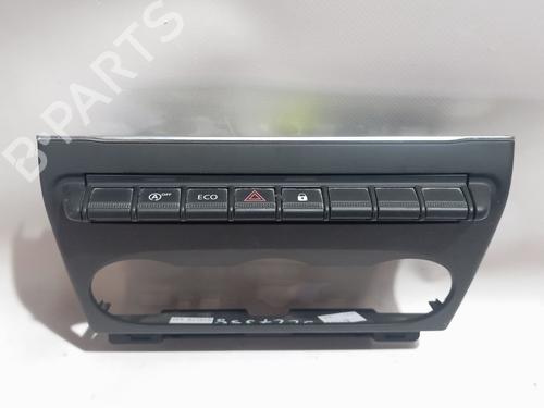 Used Warning switch Warning switch RENAULT CLIO V (B7_) 1.5 Blue dCi 85 (B7AG) (86 hp) 36440370 36440370