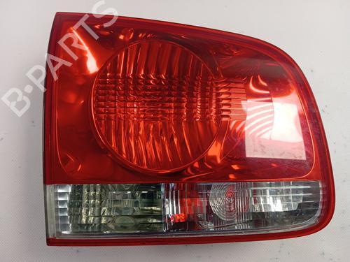 Venstre baglygte bagklap VW TOUAREG (7LA, 7L6, 7L7) 5.0 V10 TDI (313 hp) 30374771